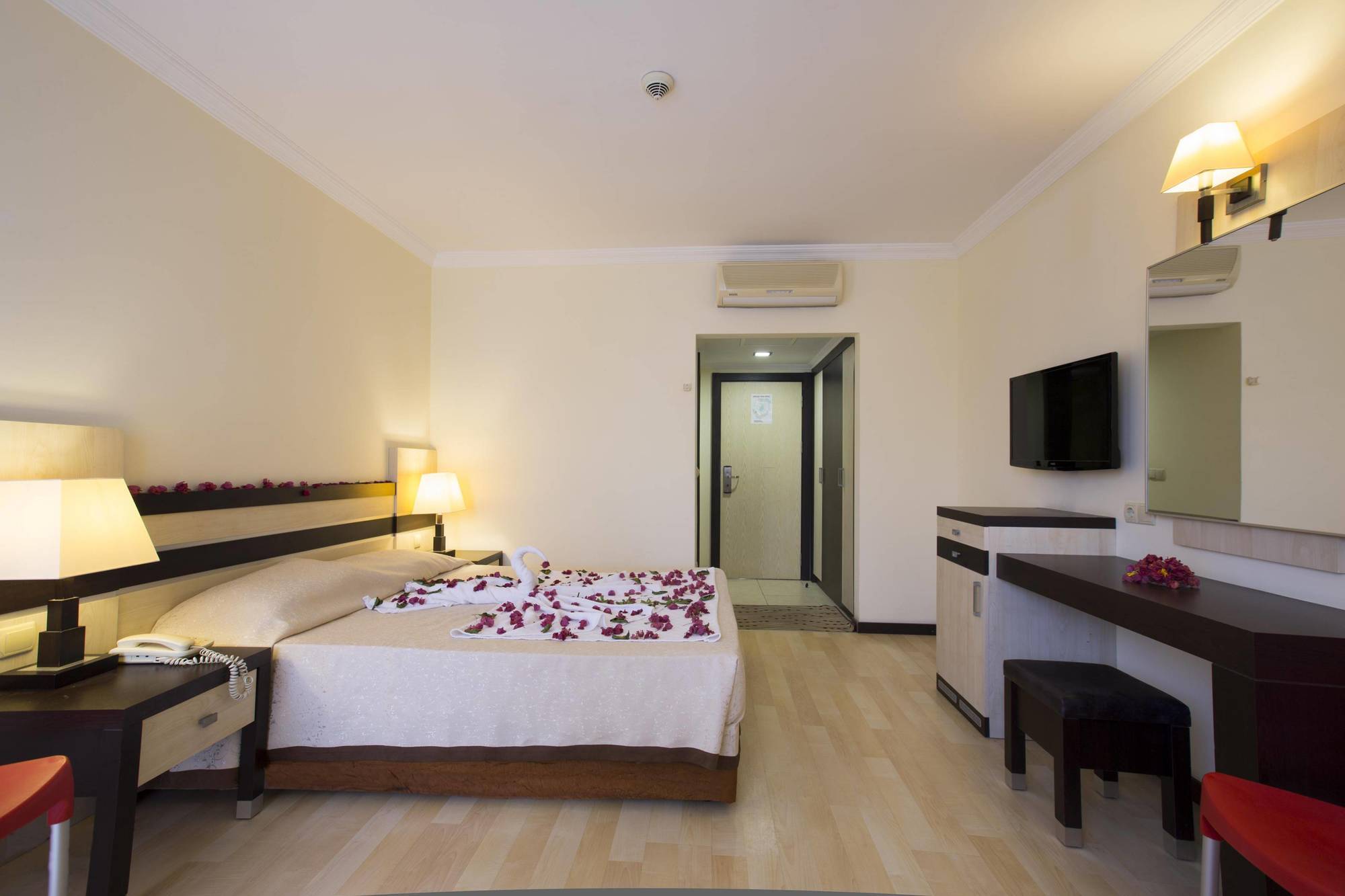 Orfeus Park Hotel Colakli Екстер'єр фото